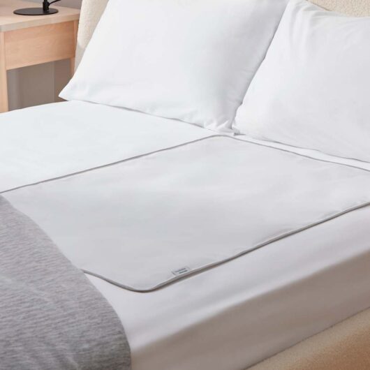 Silentnight Restore Cooling Gel Mattress Pad White