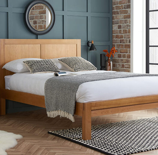 Bellevue Solid Oak Bed, King Size