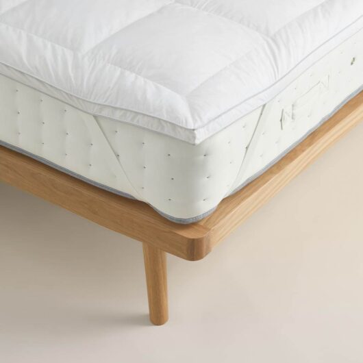 M&S Deluxe Hungarian Goose Feather & Down Mattress Topper White