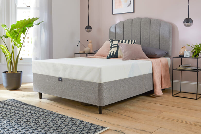 Silentnight 3 Zone Memory Foam Mattress, Super King