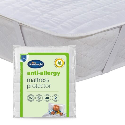 Silentnight Anti Allergy Mattress Protector - King