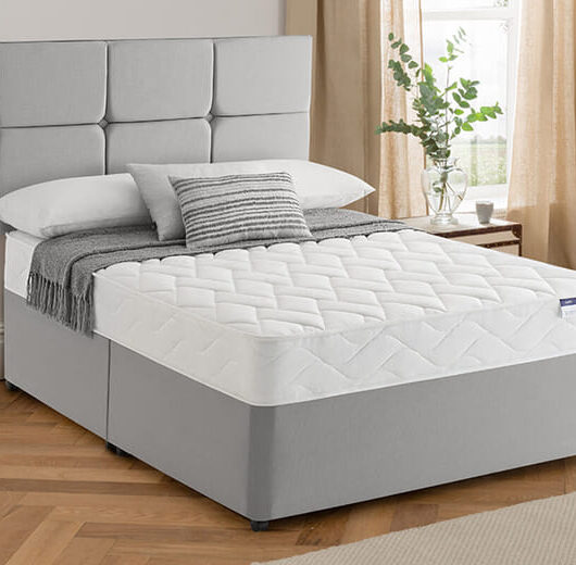 Silentnight Double Sided Miracoil Mattress + Premium Divan Bed, Teal, 4 Drawer, King Size