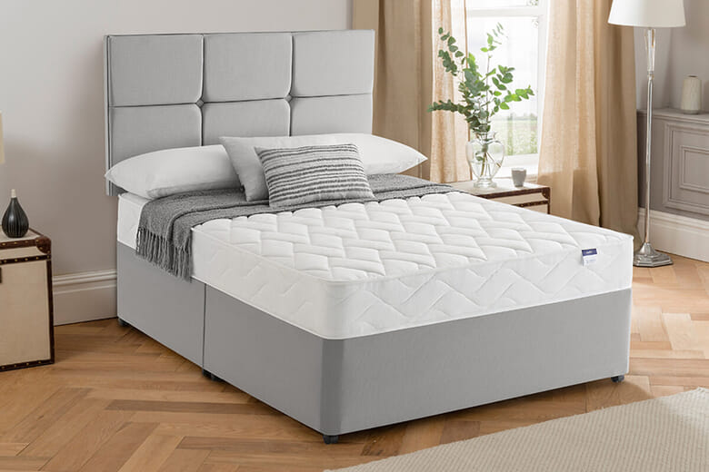 Silentnight Double Sided Miracoil Mattress + Premium Divan Bed, Teal, 4 Drawer, King Size
